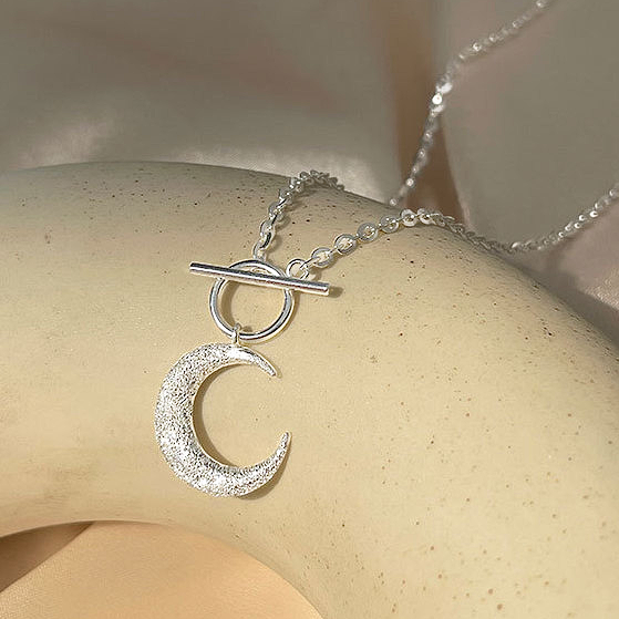 Moon Pendant Necklace - Necklace - ONNNIII