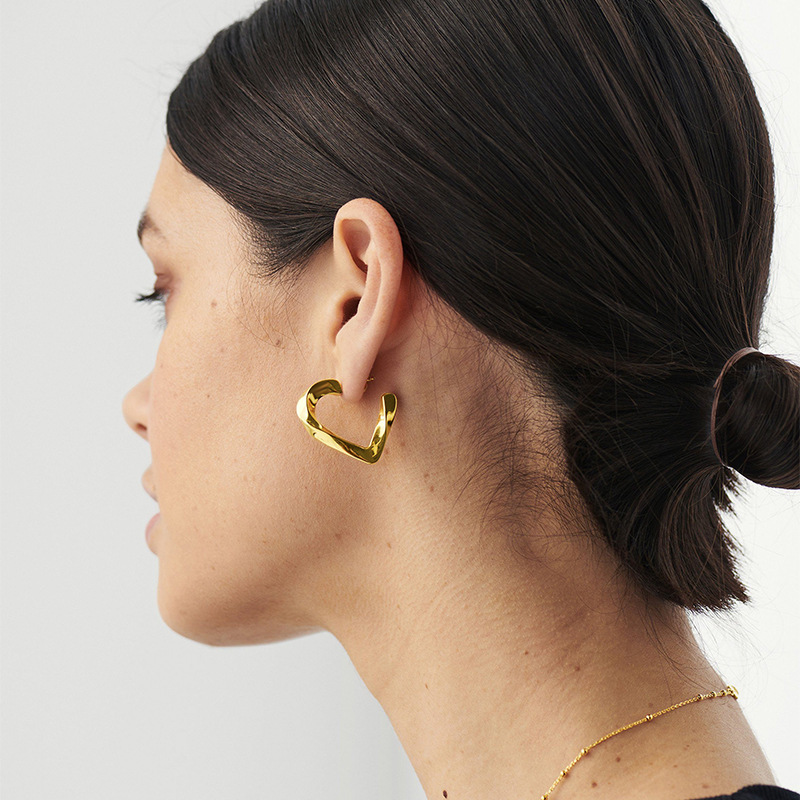 Twisted Triangle Hoop Earrings - Earrings - ONNNIII