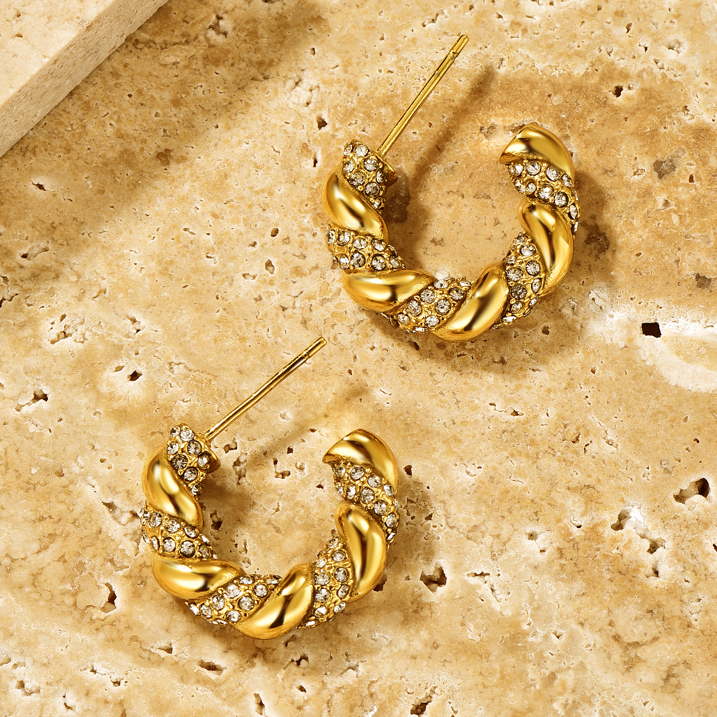Twist Pavé Hoop Earrings - Earrings - ONNNIII