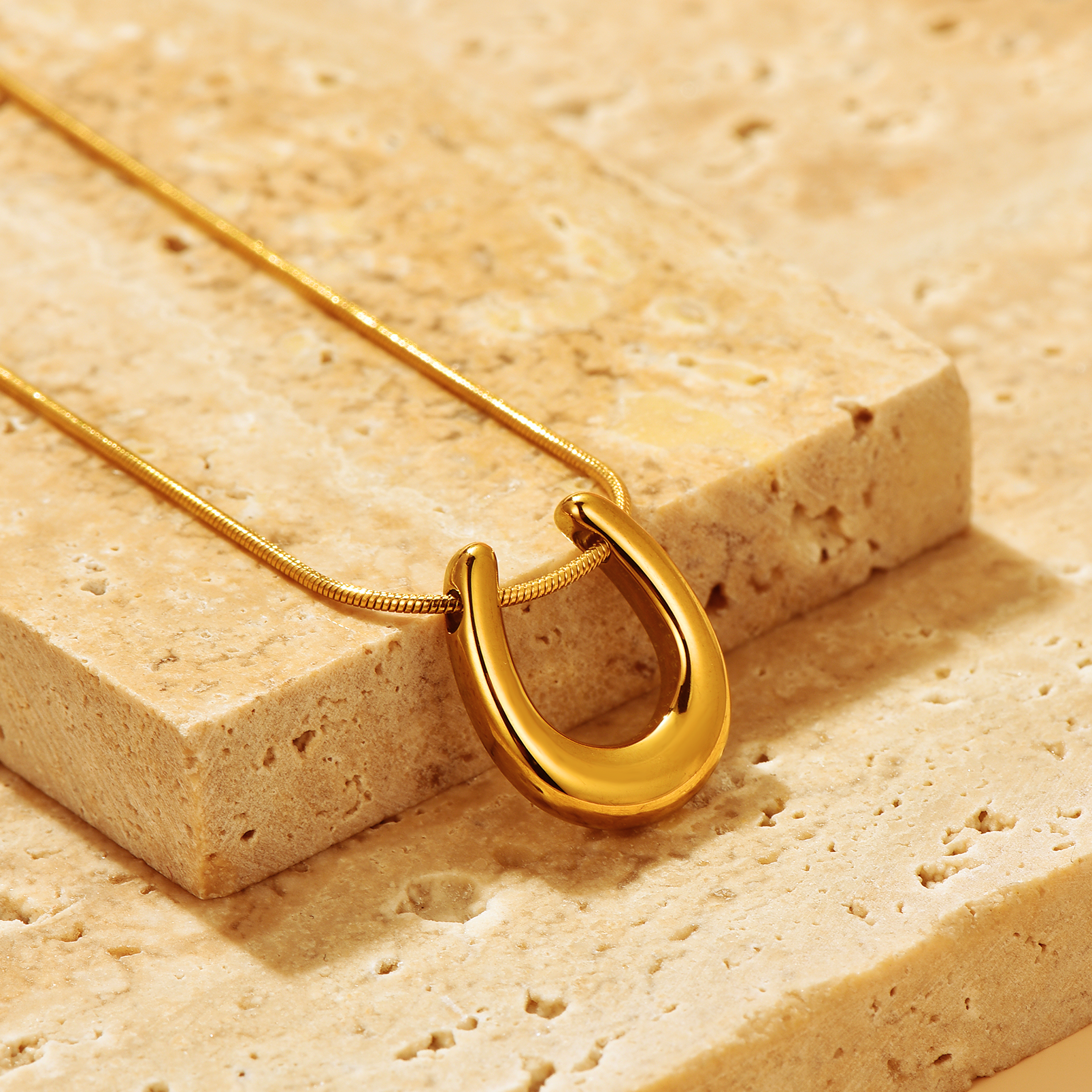 U Pendant Necklace - Necklace - ONNNIII