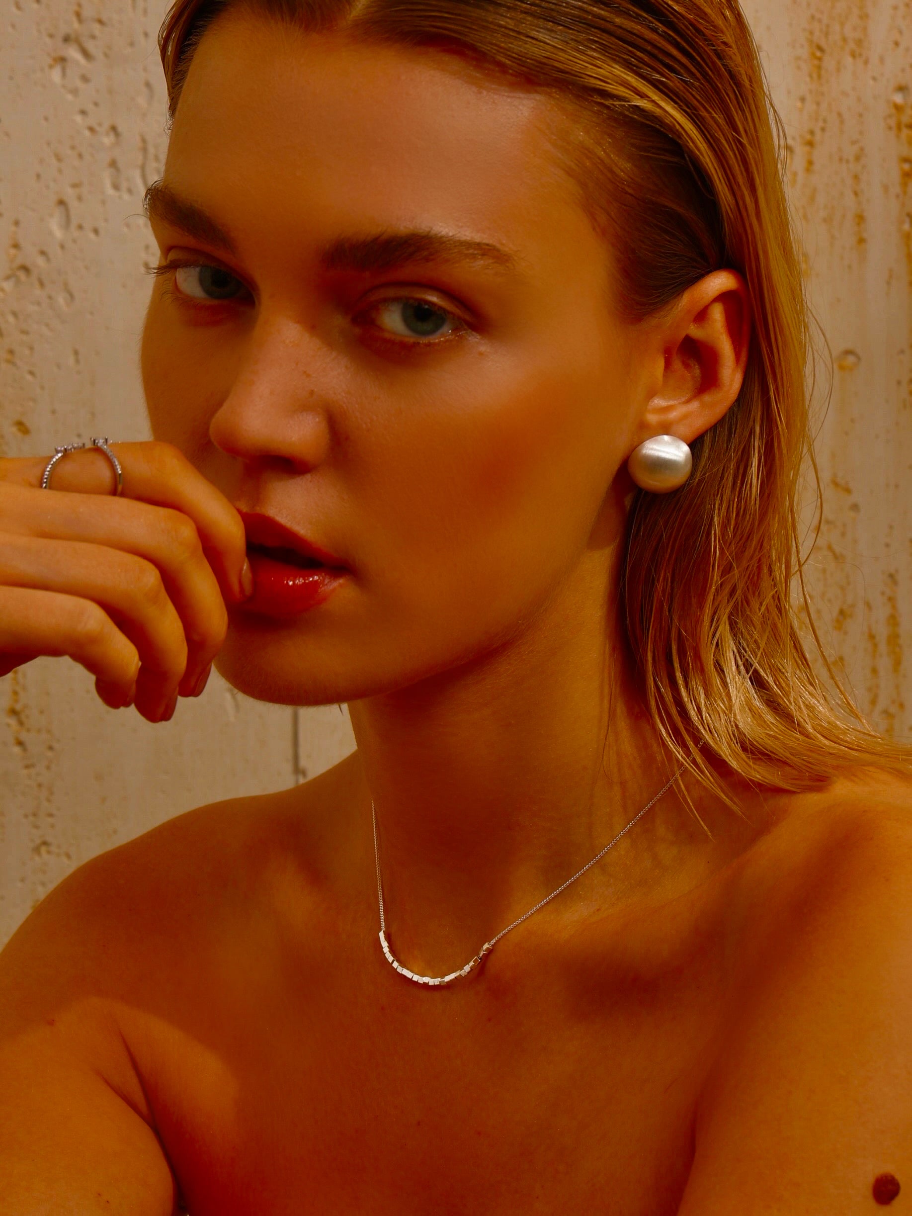 Ball Stud Earrings - Earrings - ONNNIII
