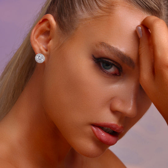 Halo Round Stud Earrings - Earrings - ONNNIII