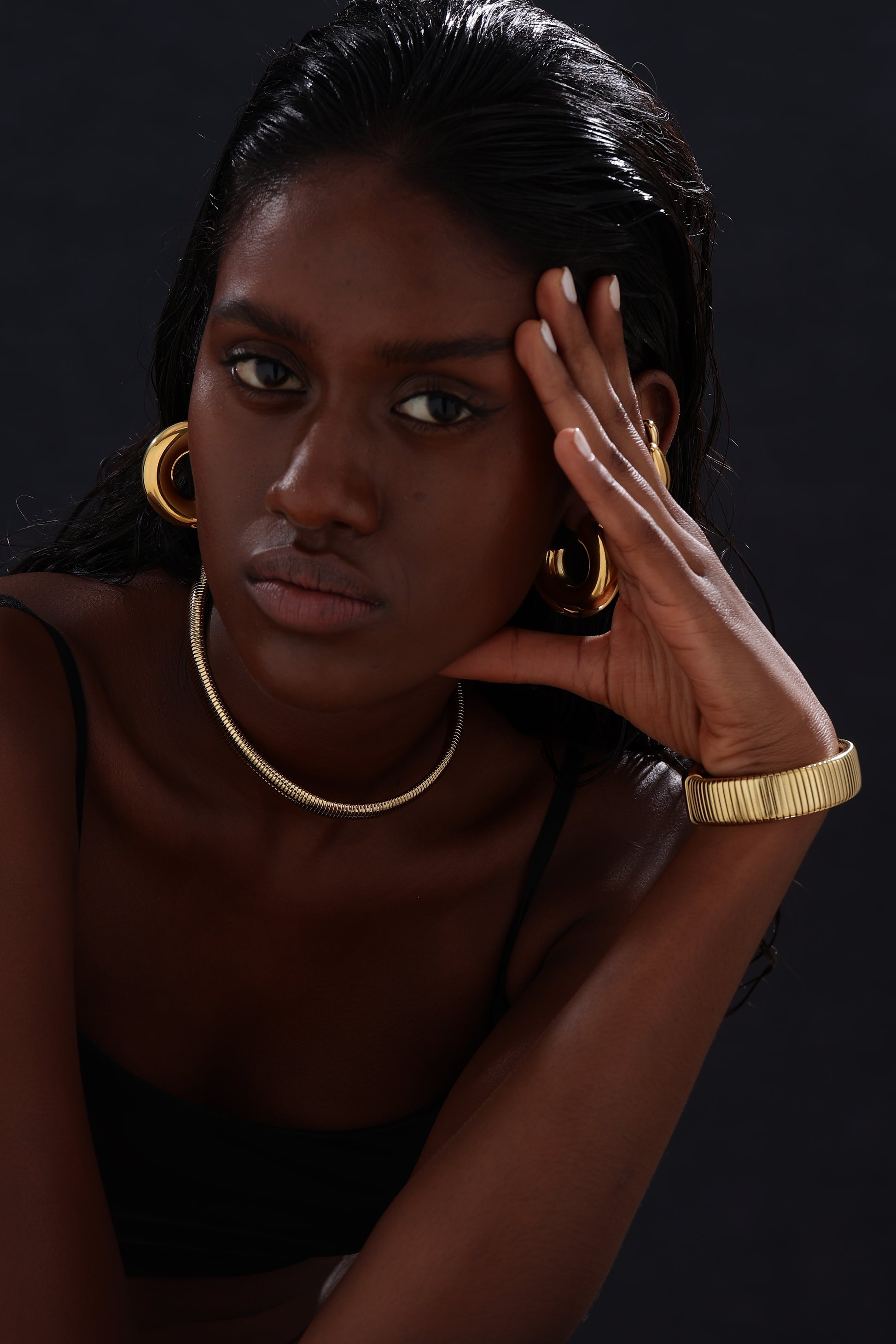 Chunky C Hoops Earrings - Unisex - Earrings - ONNNIII