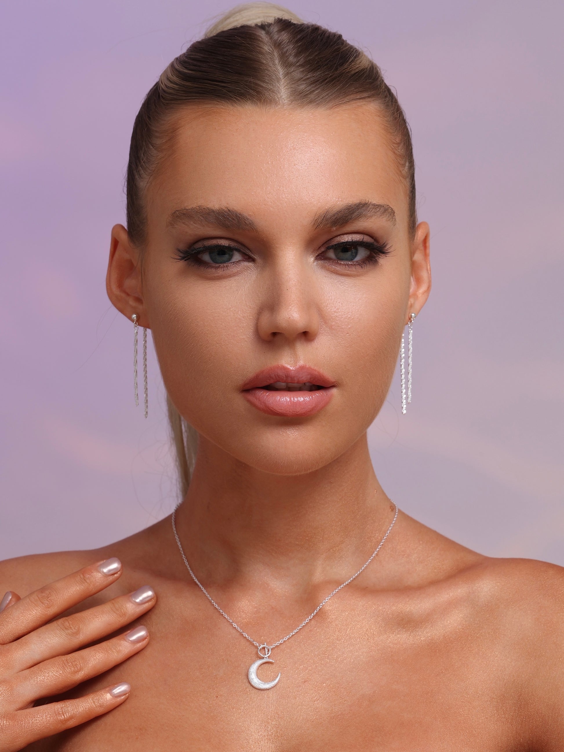Moon Pendant Necklace - Necklace - ONNNIII