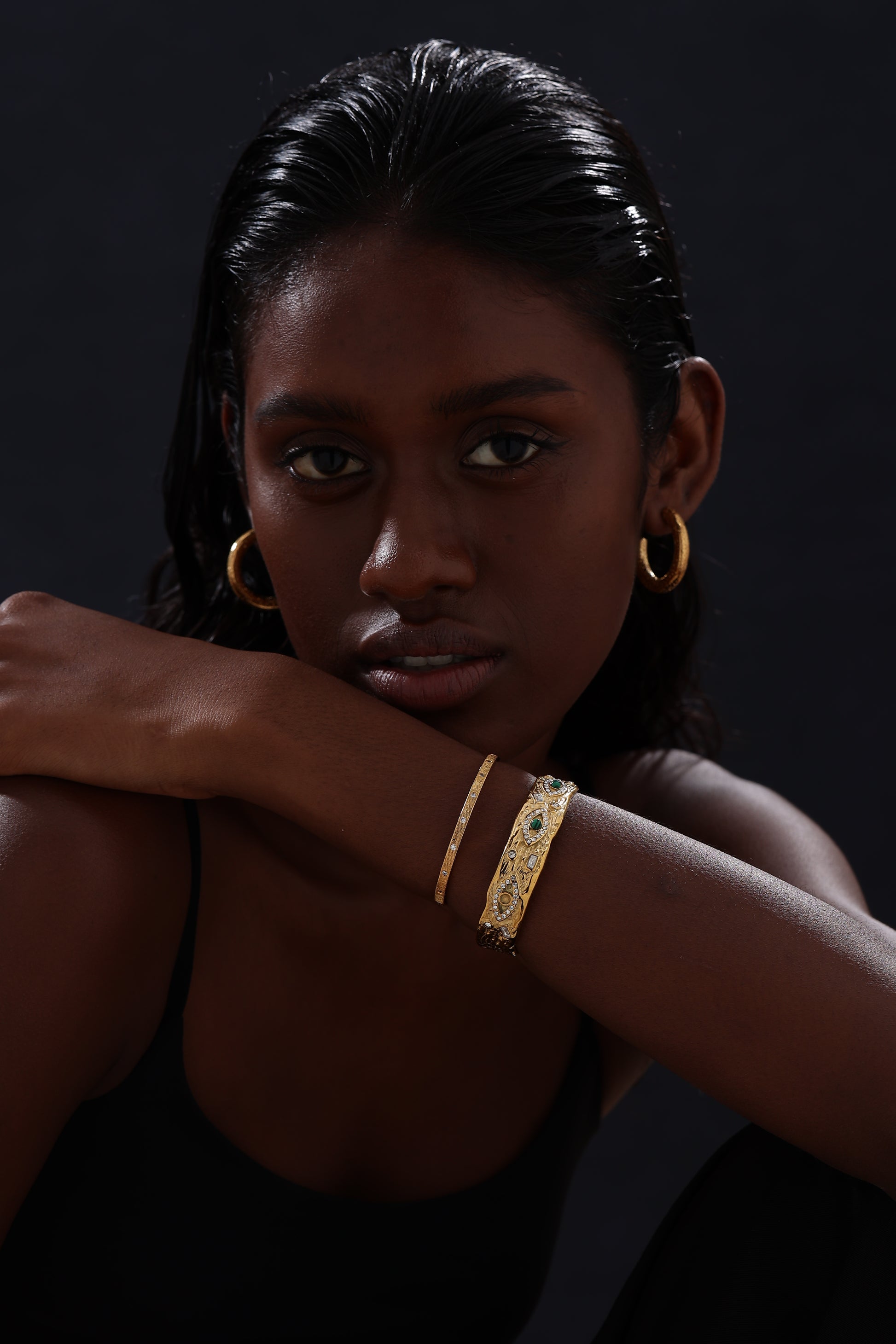 Erosion Textured Chunky Hoops - Earrings - ONNNIII