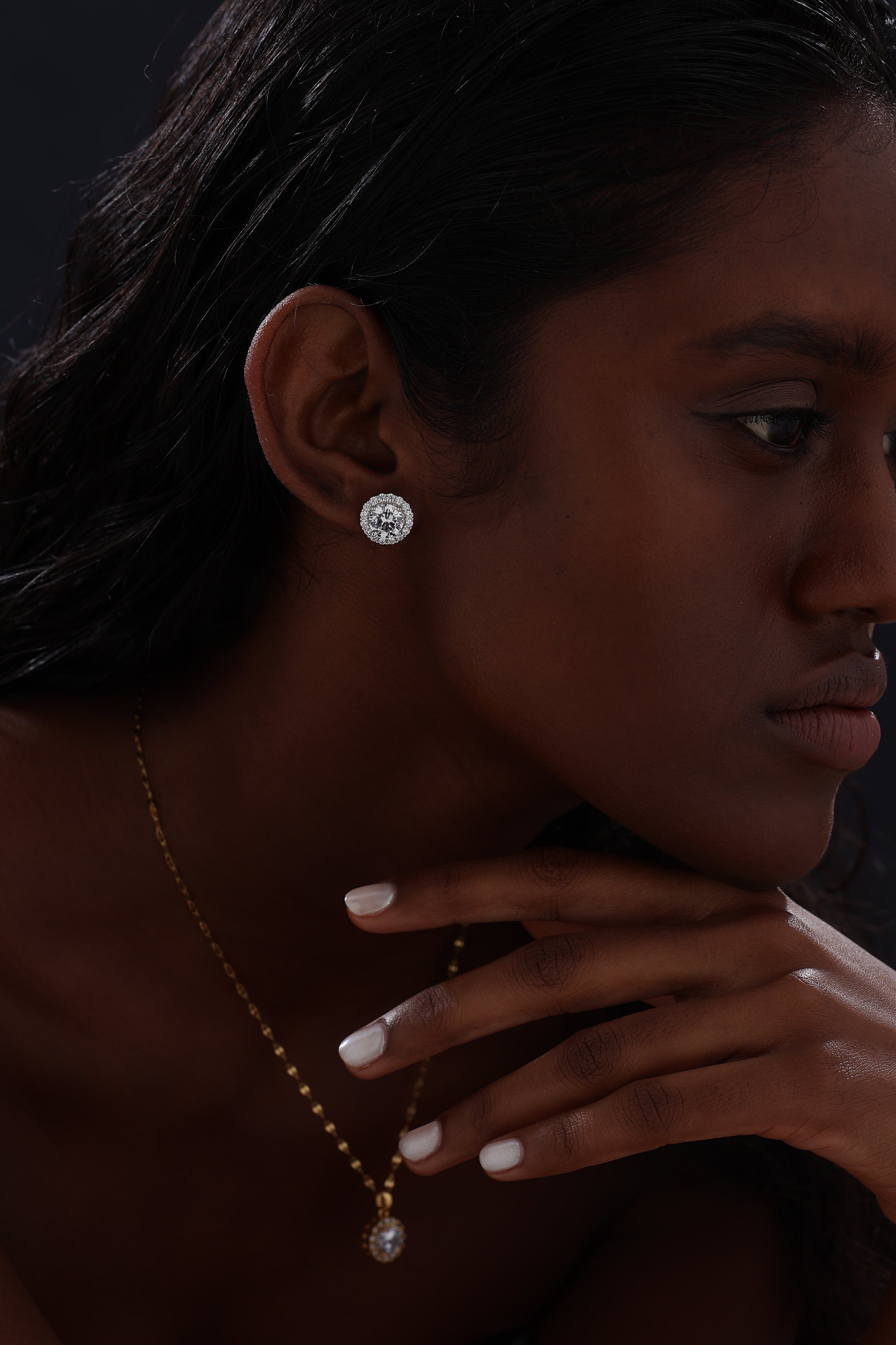 Halo Round Stud Earrings - Earrings - ONNNIII