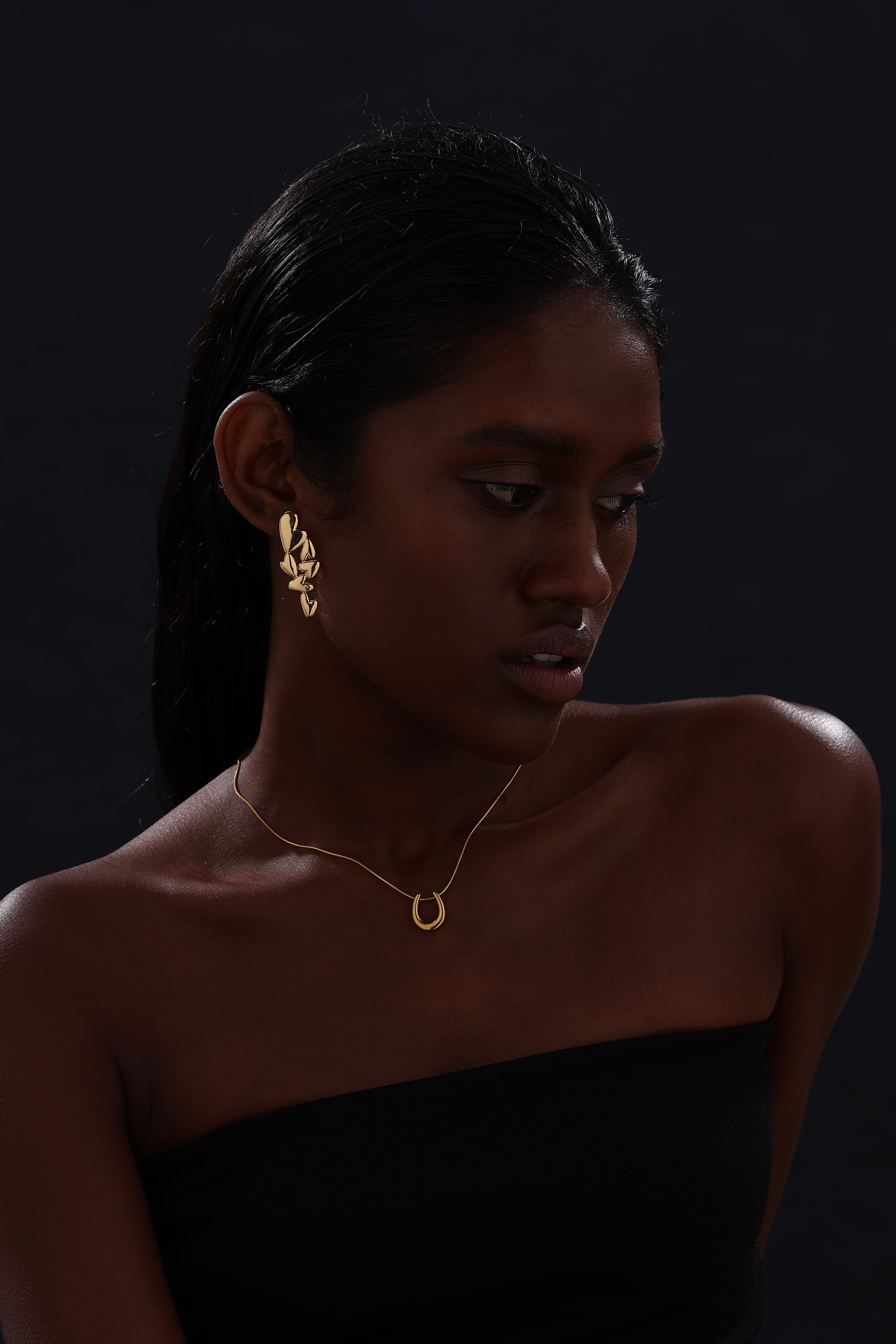 U Pendant Necklace - Necklace - ONNNIII