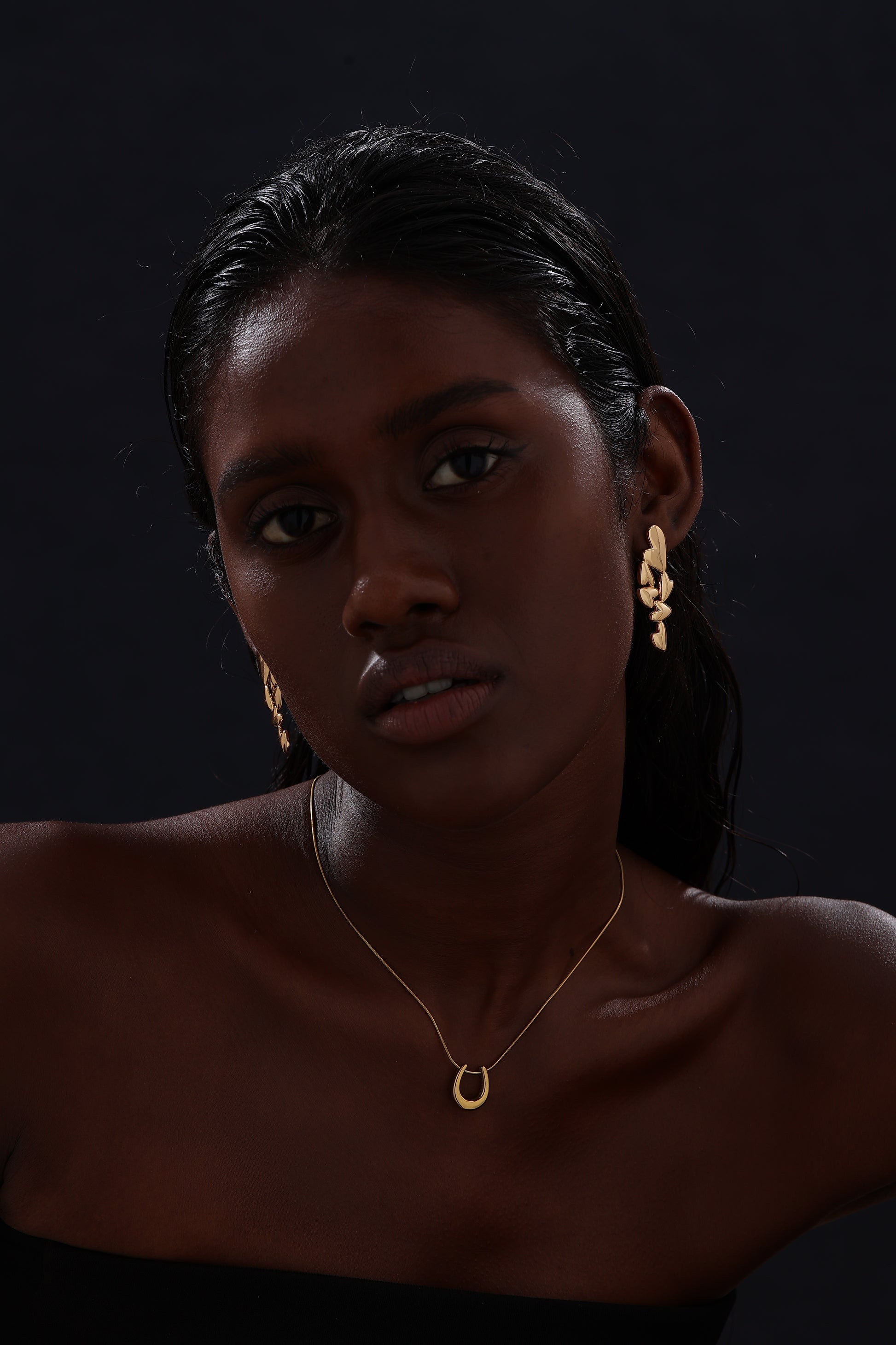Hearts Drop Earrings - Earrings - ONNNIII
