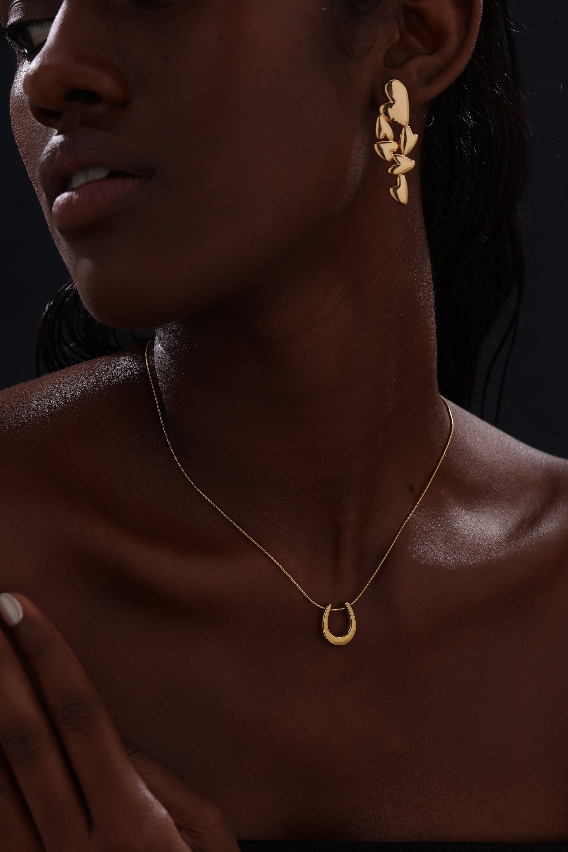 U Pendant Necklace - Necklace - ONNNIII