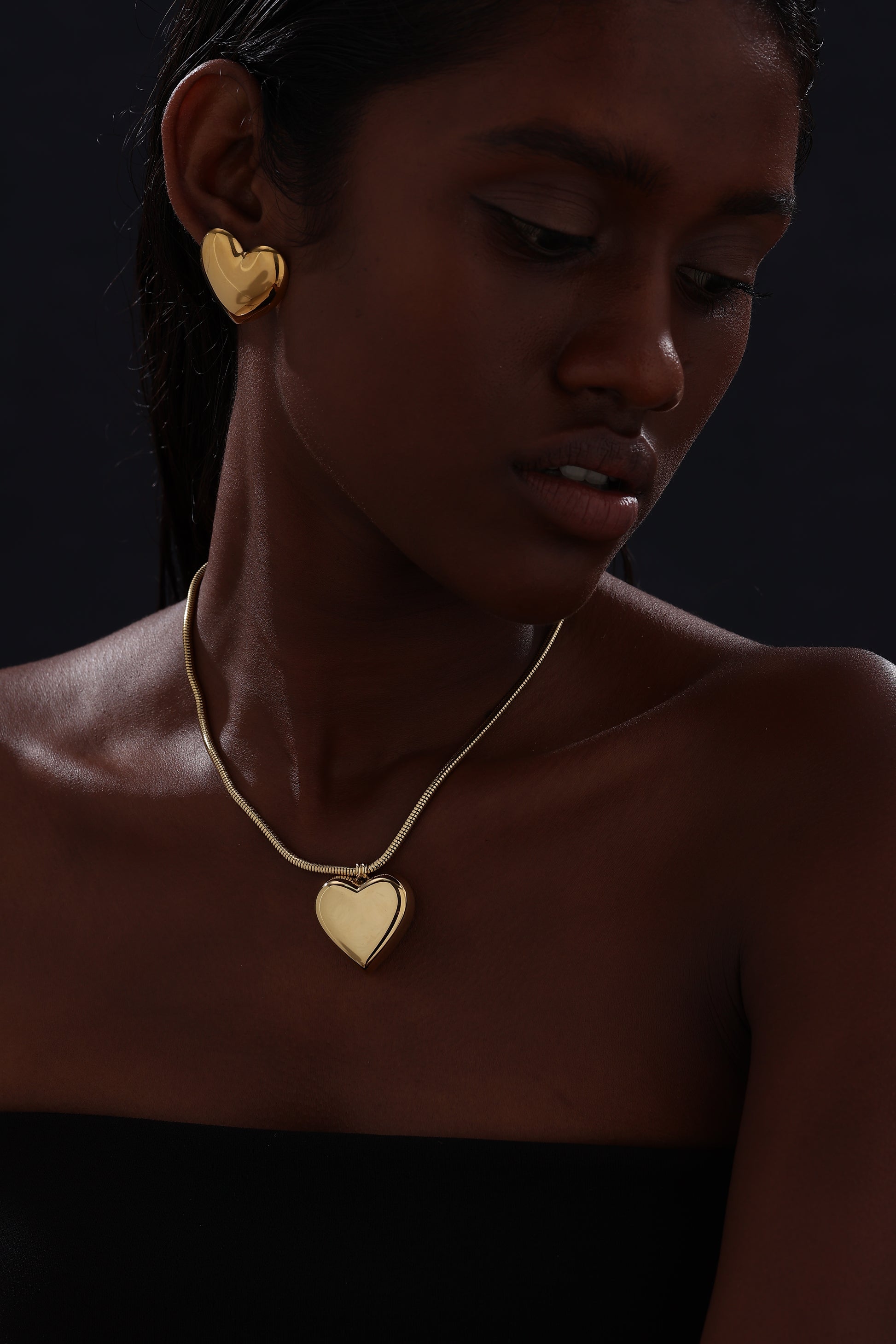 Bold Heart Stud Earrings - Earrings - ONNNIII