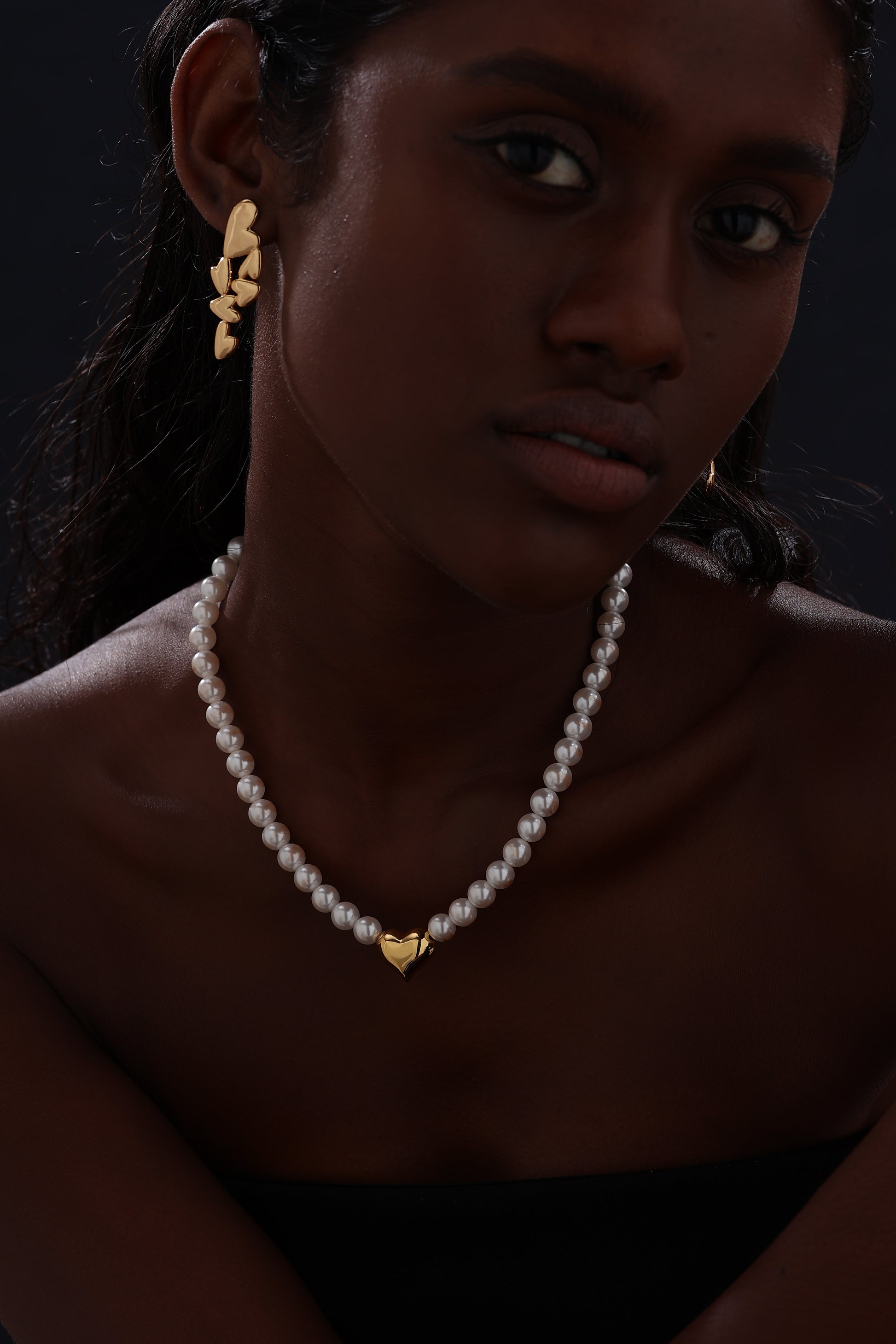 Hearts Drop Earrings - Gold - Earrings - ONNNIII