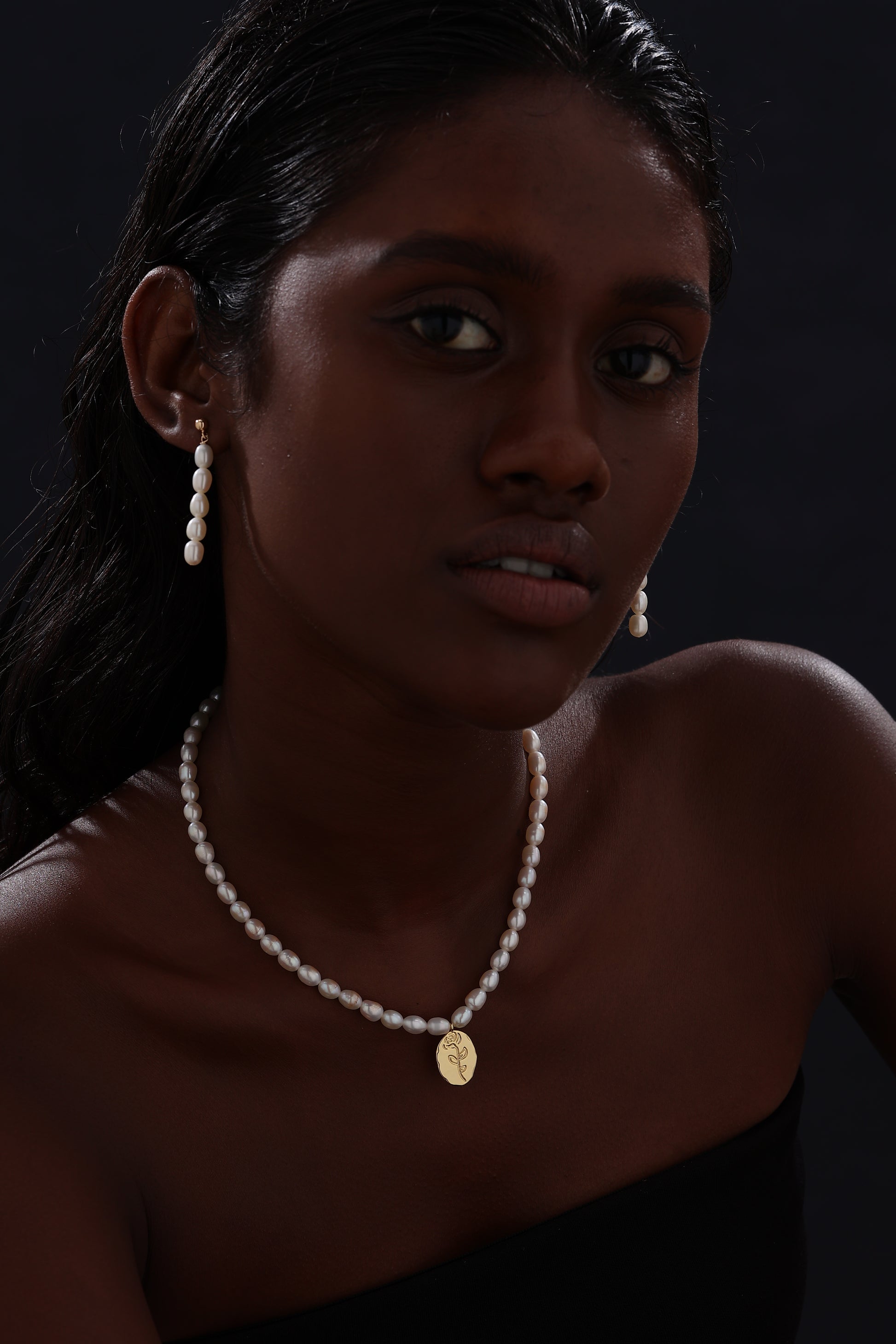 Freshwater Pearl Drop Earrings - Earrings - ONNNIII