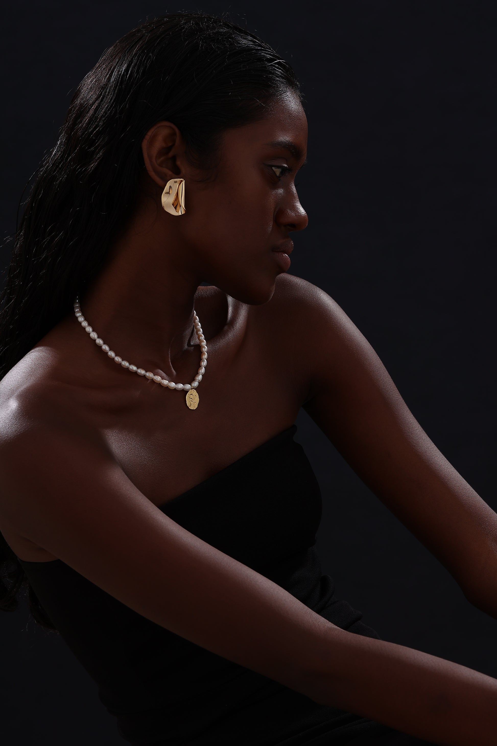 Handcrafted Rose Pendant Pearl Necklace - Double Sided - Necklace - ONNNIII