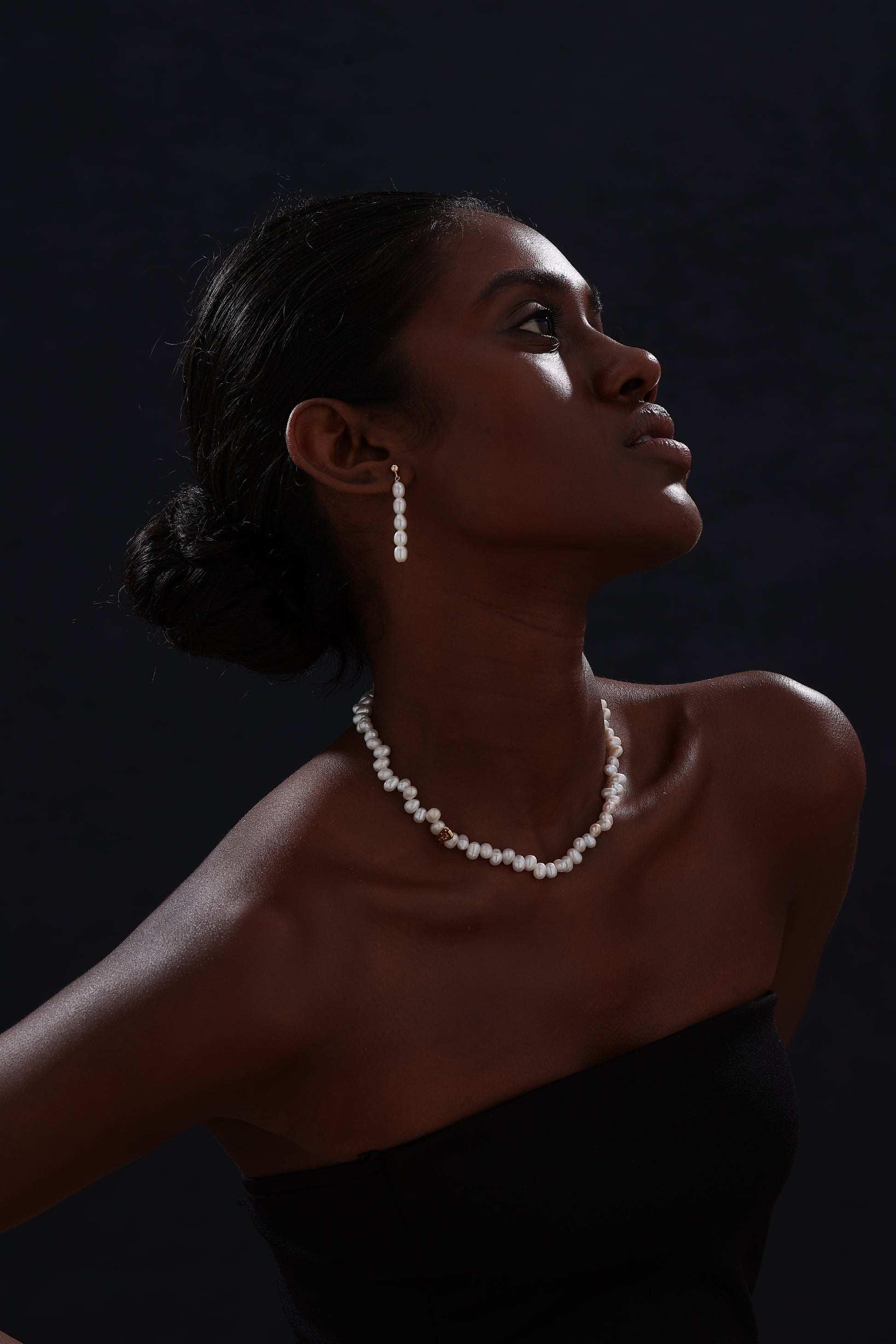 Freshwater Pearl Drop Earrings - Earrings - ONNNIII