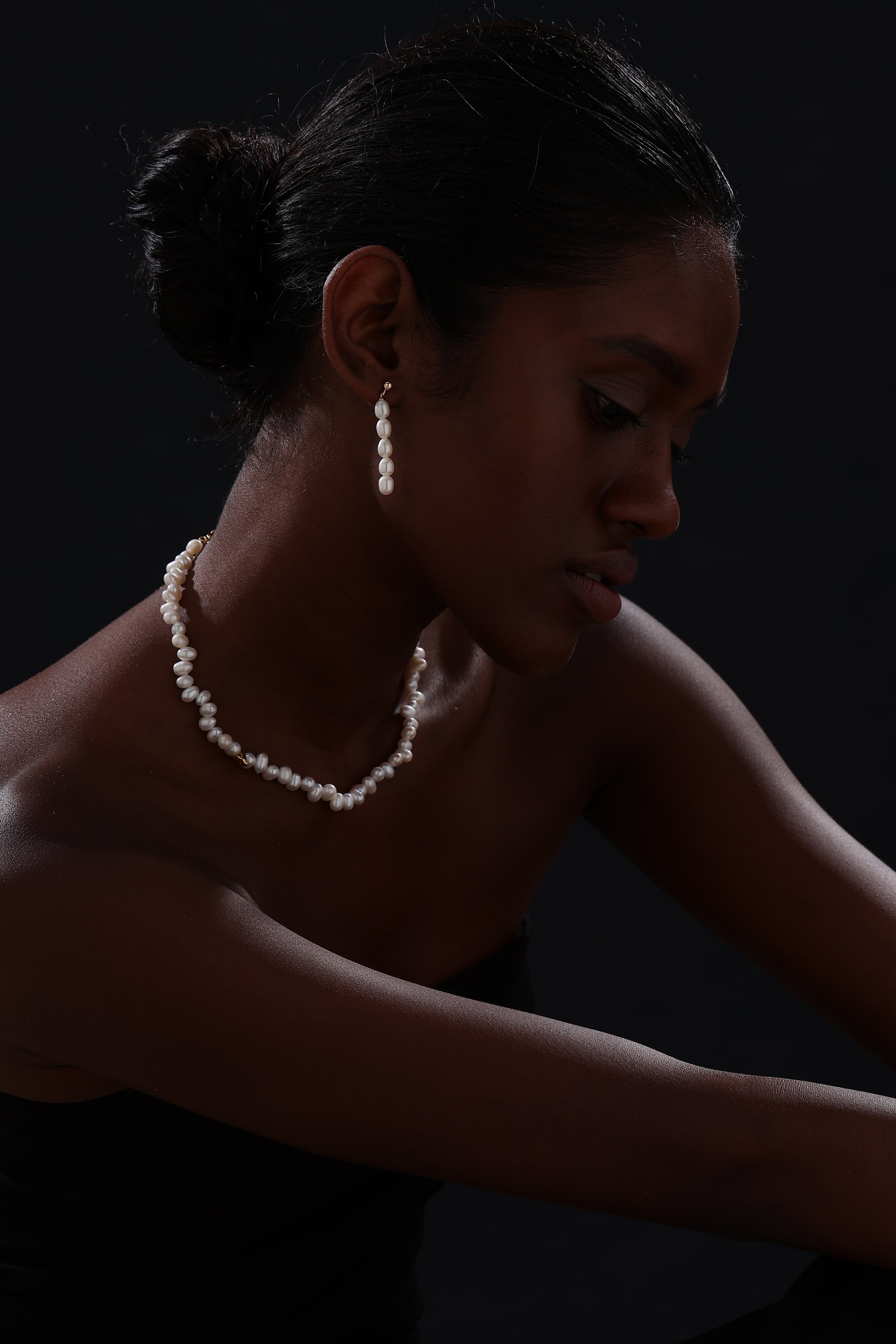 Freshwater Pearl Drop Earrings - Earrings - ONNNIII