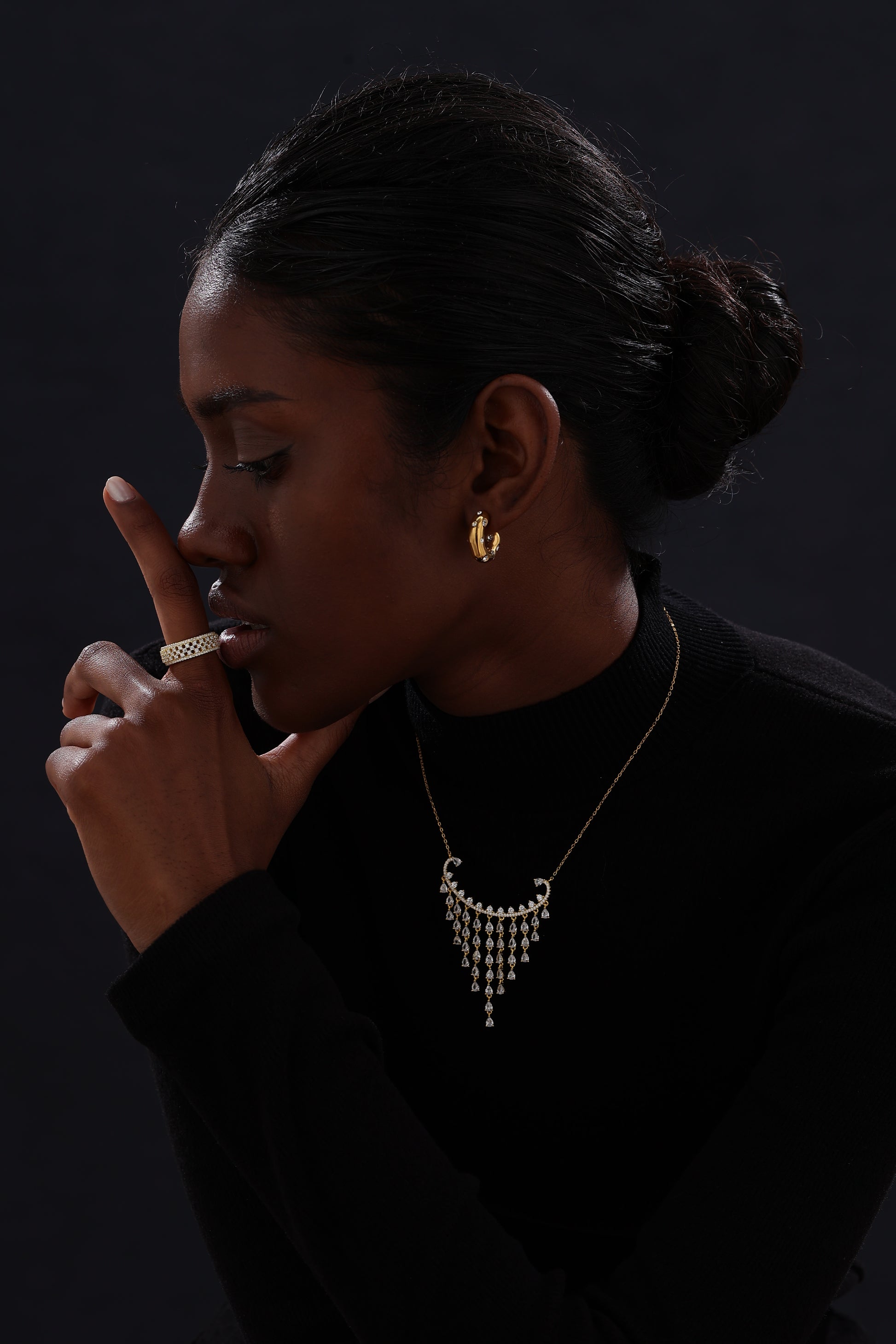 CZ Inlaid Hoop - Earrings - ONNNIII