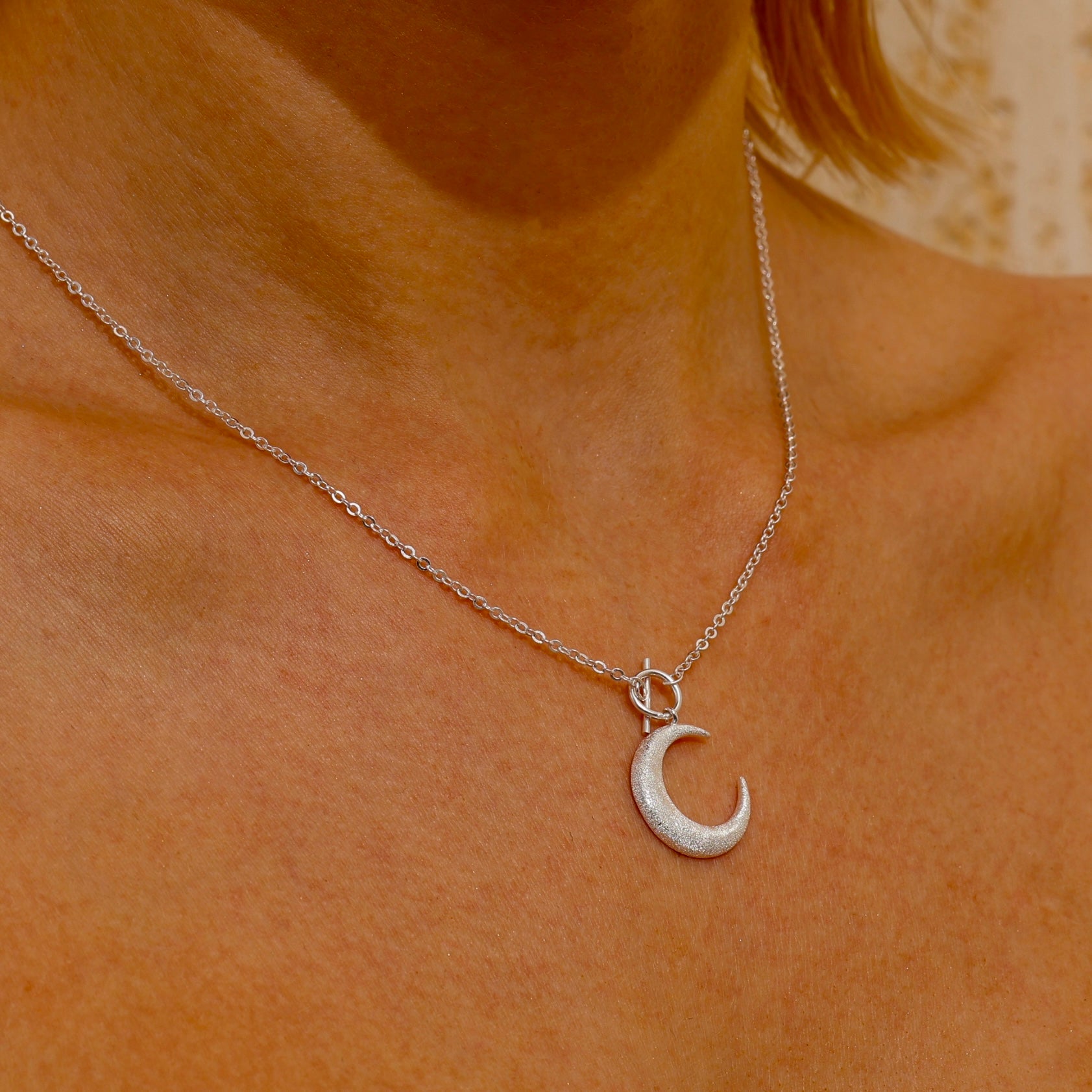 Moon Pendant Necklace - Necklace - ONNNIII