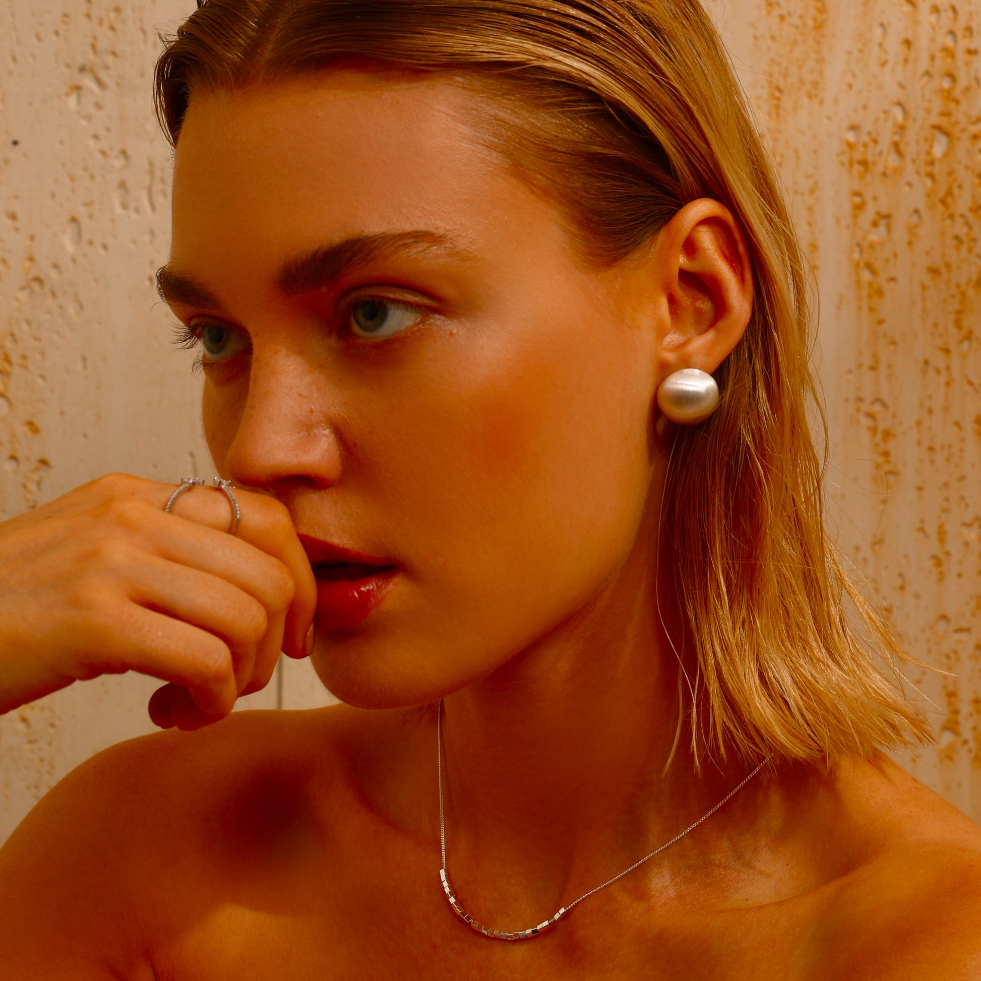 Ball Stud Earrings - Earrings - ONNNIII