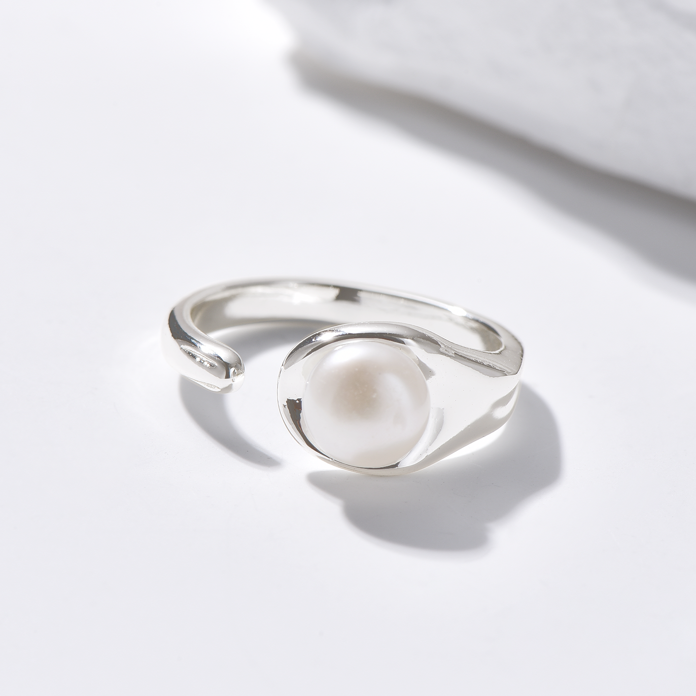 Pearl Open Ring - Ring - ONNNIII