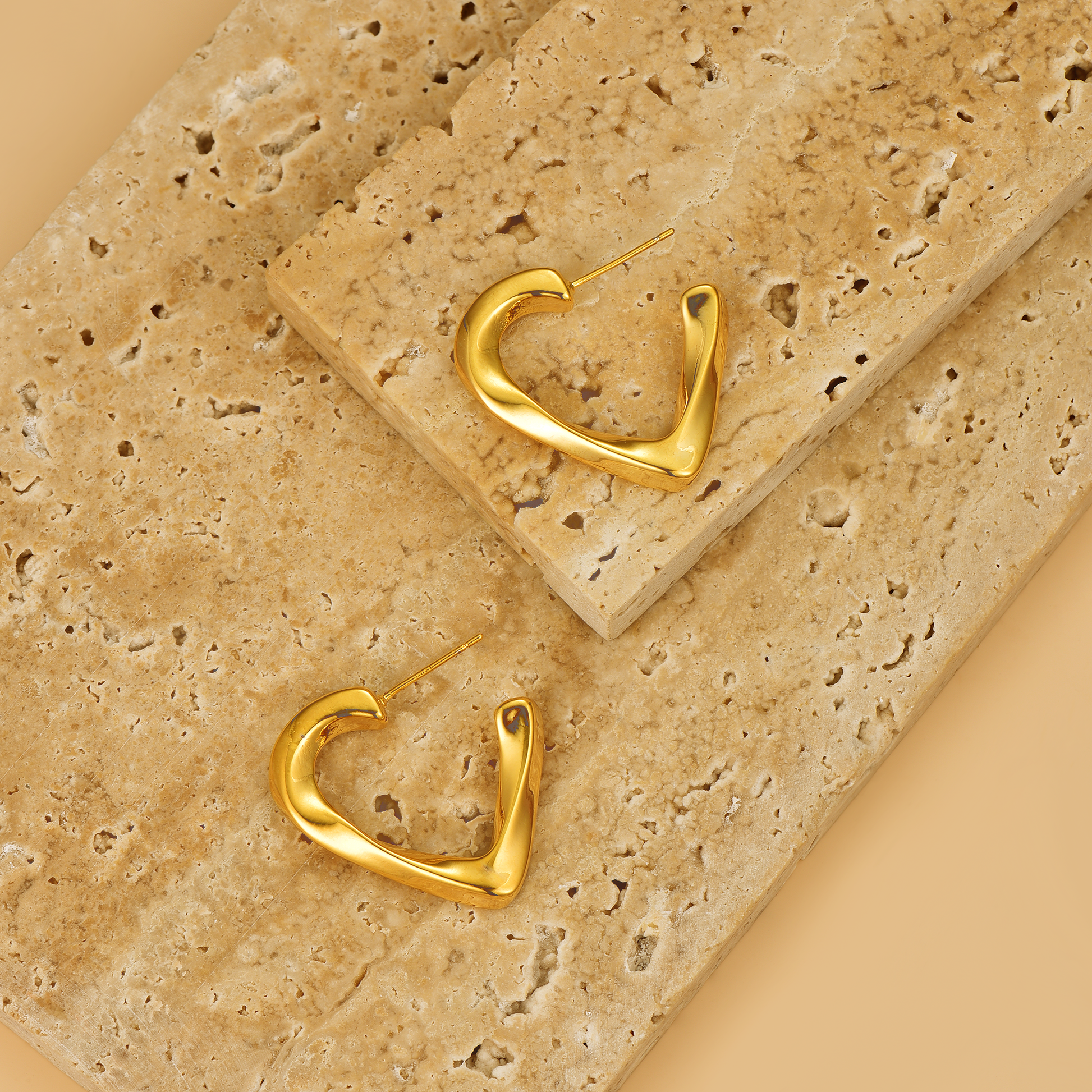 Twisted Triangle Hoop Earrings - Earrings - ONNNIII