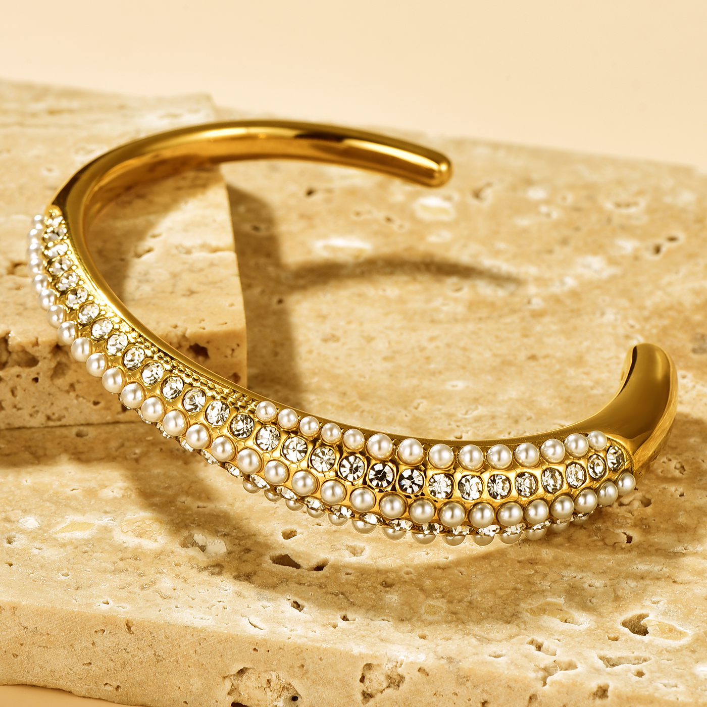 Cuff Bangle Inlaid with Pearls & CZ - Bracelet - ONNNIII