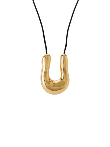 U Pendant Rope Necklace｜Gold