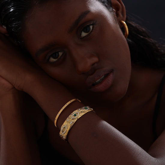 Erosion Textured Chunky Hoops - Earrings - ONNNIII