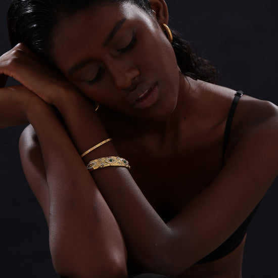 Erosion Textured Chunky Hoops - Earrings - ONNNIII