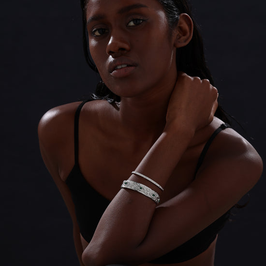 Textured Cuff Bangle - Silver - Bracelet - ONNNIII