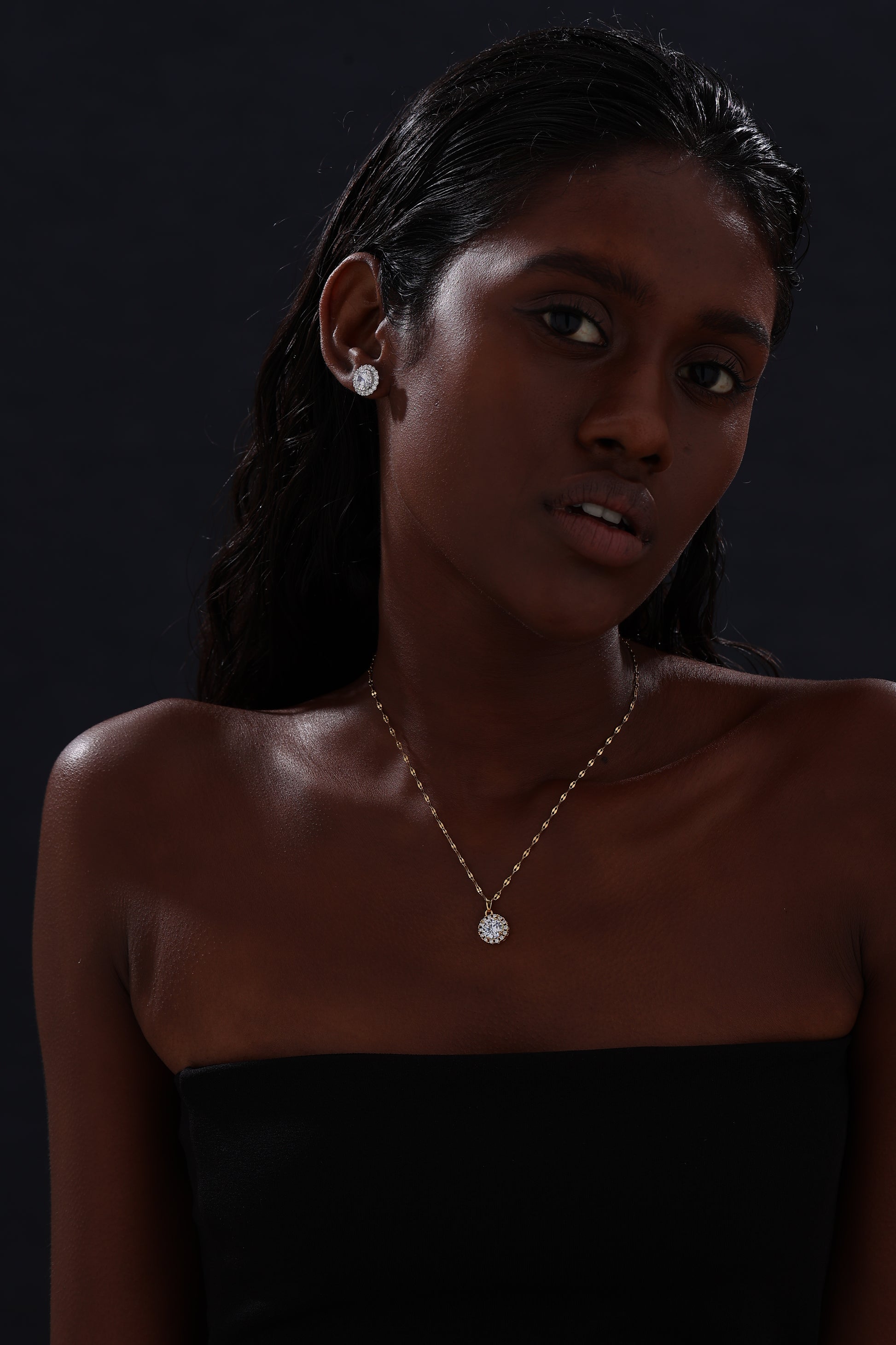 Halo Round Cut CZ Pendant Necklace - Necklace - ONNNIII