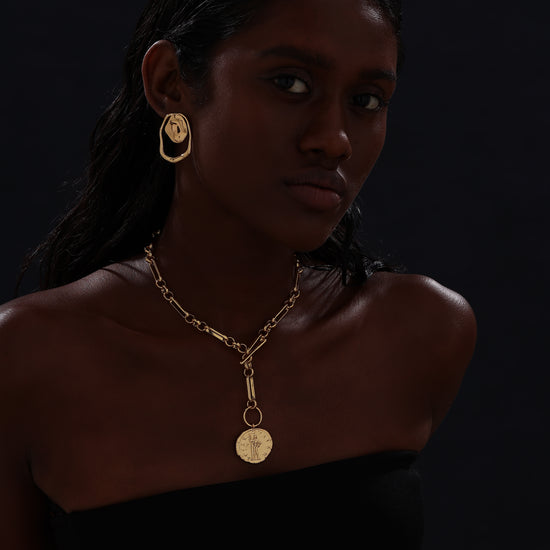 T-bar Curb Chain Necklace with Ancient Coin - Unisex - Necklace - ONNNIII