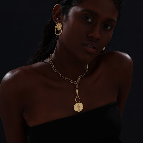 T-bar Curb Chain Necklace with Ancient Coin - Unisex - Necklace - ONNNIII