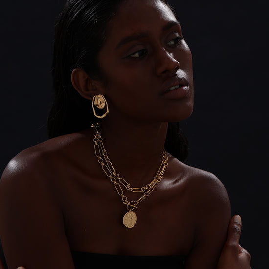 T-bar Curb Chain Necklace with Ancient Coin - Unisex - Necklace - ONNNIII