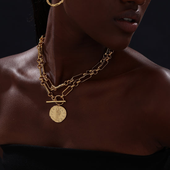 T-bar Curb Chain Necklace with Ancient Coin - Unisex - Necklace - ONNNIII
