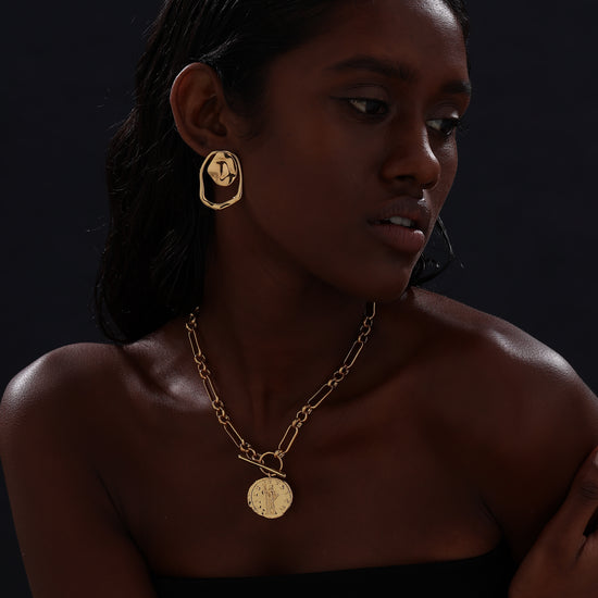 T-bar Curb Chain Necklace with Ancient Coin - Unisex - Necklace - ONNNIII