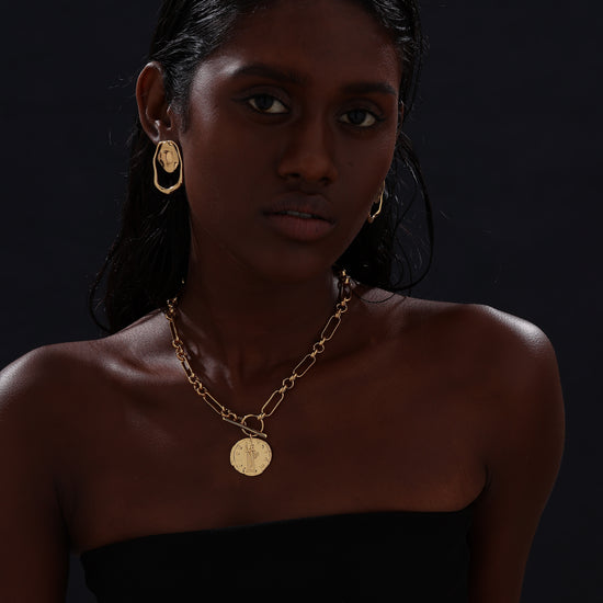 T-bar Curb Chain Necklace with Ancient Coin - Unisex - Necklace - ONNNIII