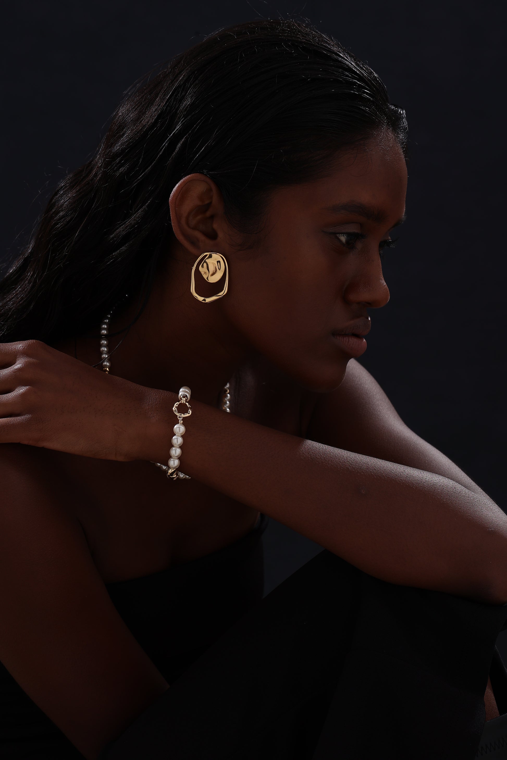 Wave Textured Stud Earrings - Earrings - ONNNIII