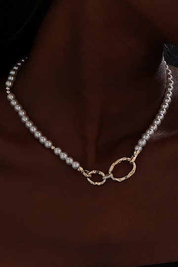 Pearl Beaded Necklace