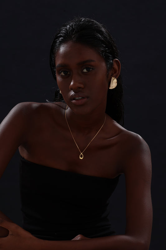 Circle Pendant Necklace - 22K Gold Vermeil - Gold - Necklace - ONNNIII