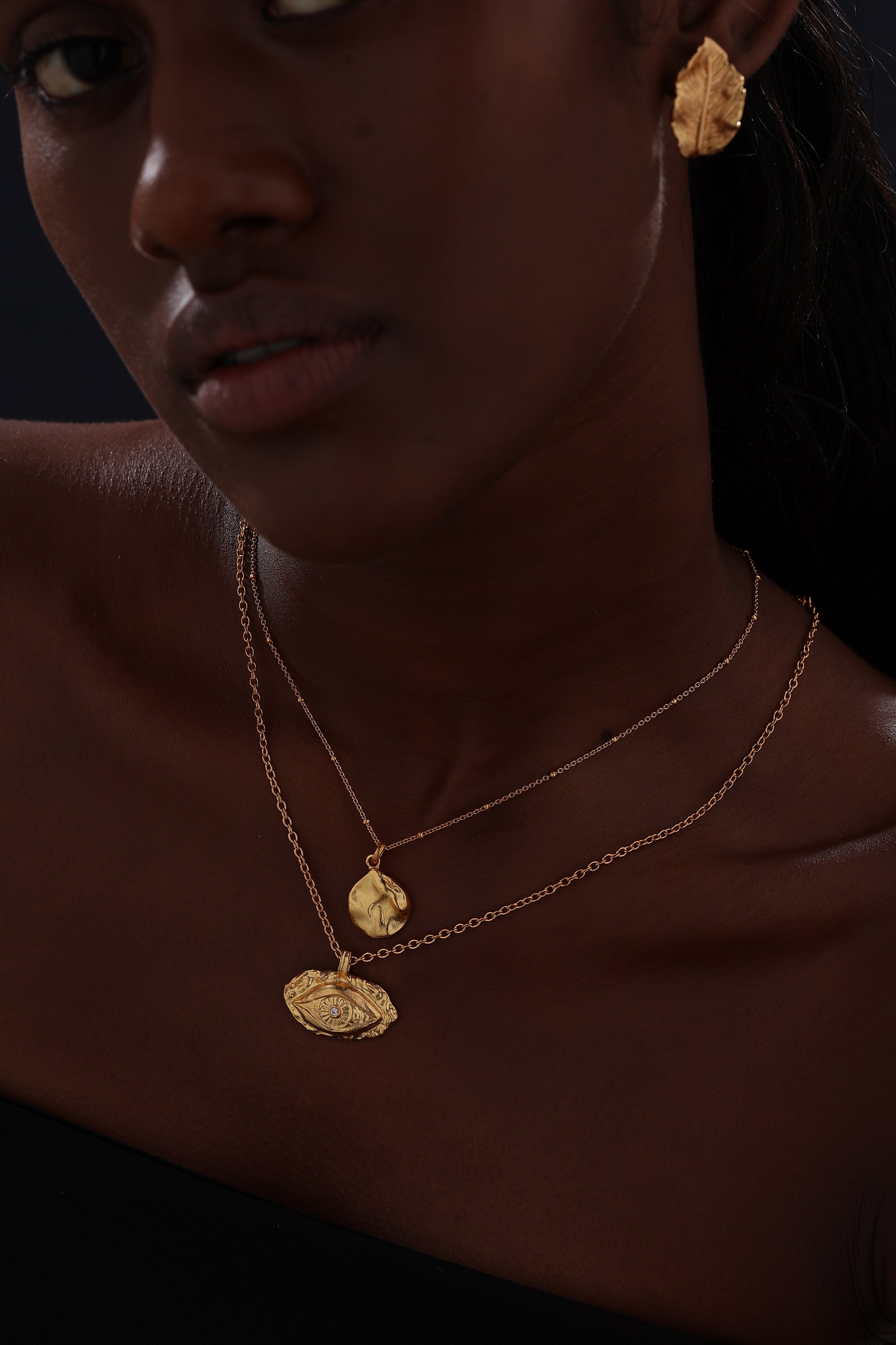 Textured Evil Eye Pendant Necklace - 18K Gold Vermeil - Necklace - ONNNIII