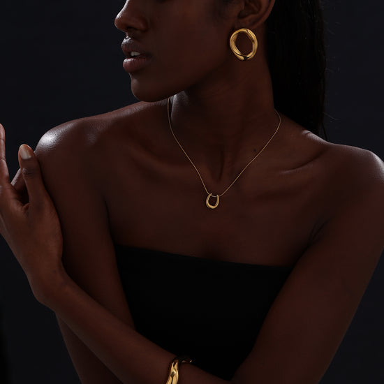 U Pendant Necklace - Necklace - ONNNIII