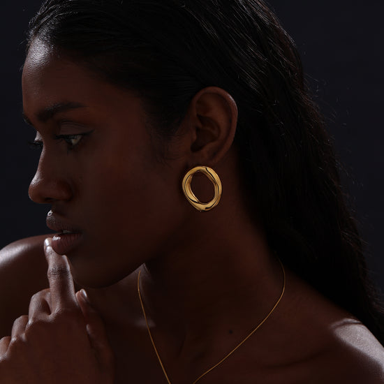 Oval Wave Stud Earrings - Earrings - ONNNIII