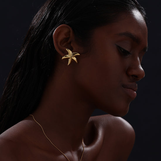 Starfish Stud Earrings - Earrings - ONNNIII