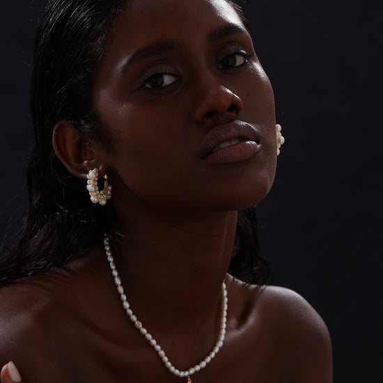 Freshwater Pearl Hoop Earrings - Earrings - ONNNIII