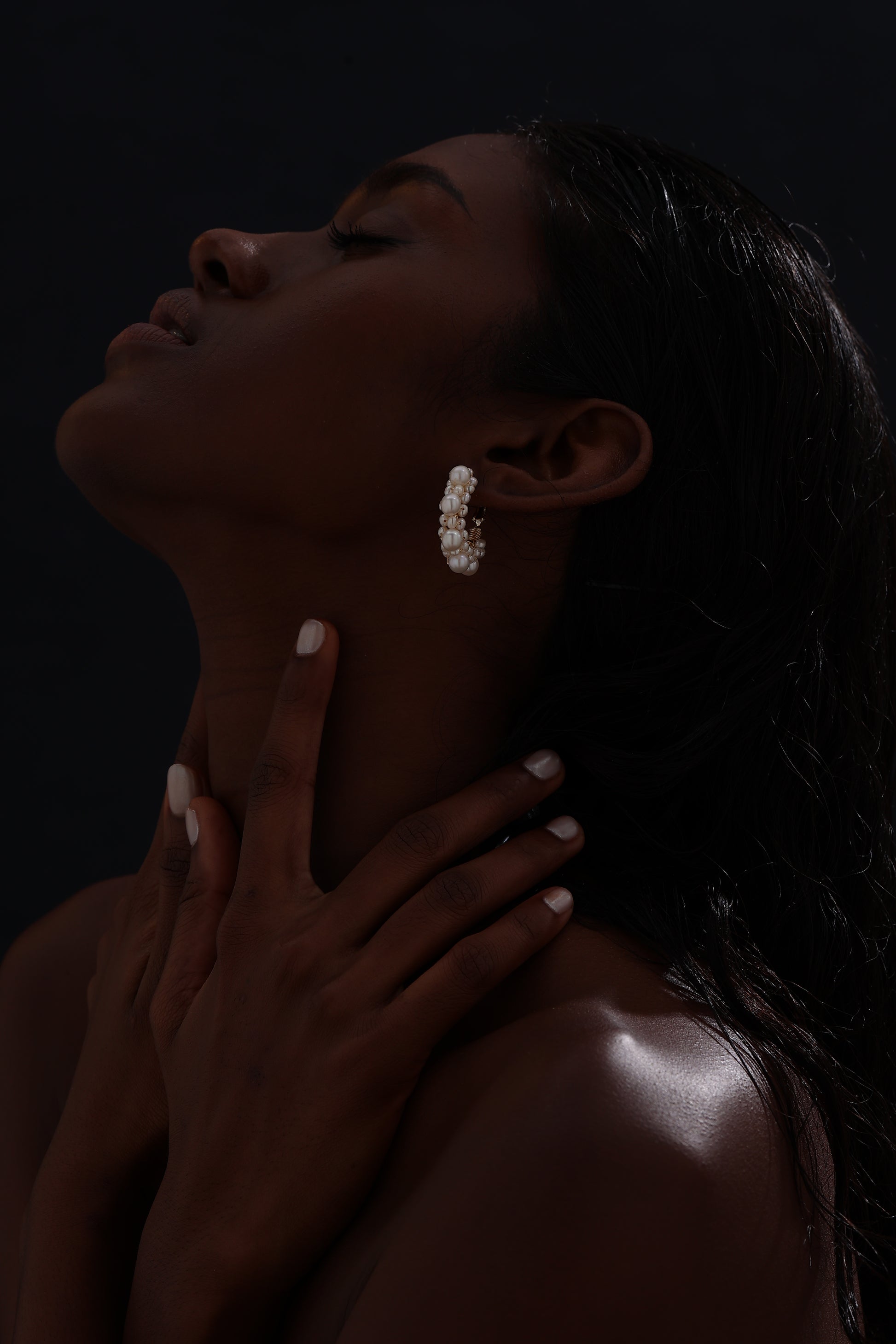 Freshwater Pearl Hoop Earrings - Earrings - ONNNIII