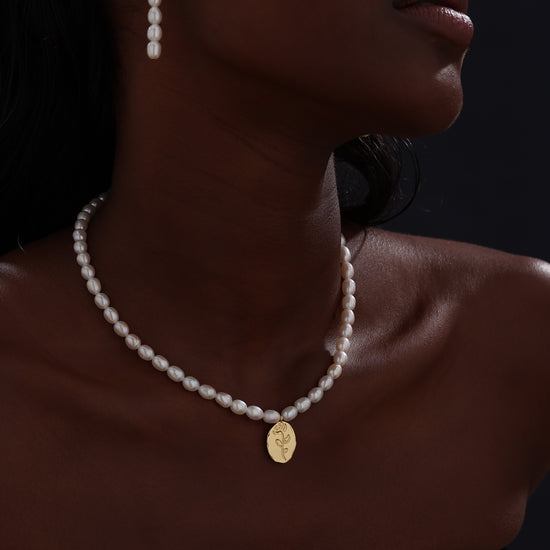 Handcrafted Rose Pendant Pearl Necklace - Double Sided - Necklace - ONNNIII