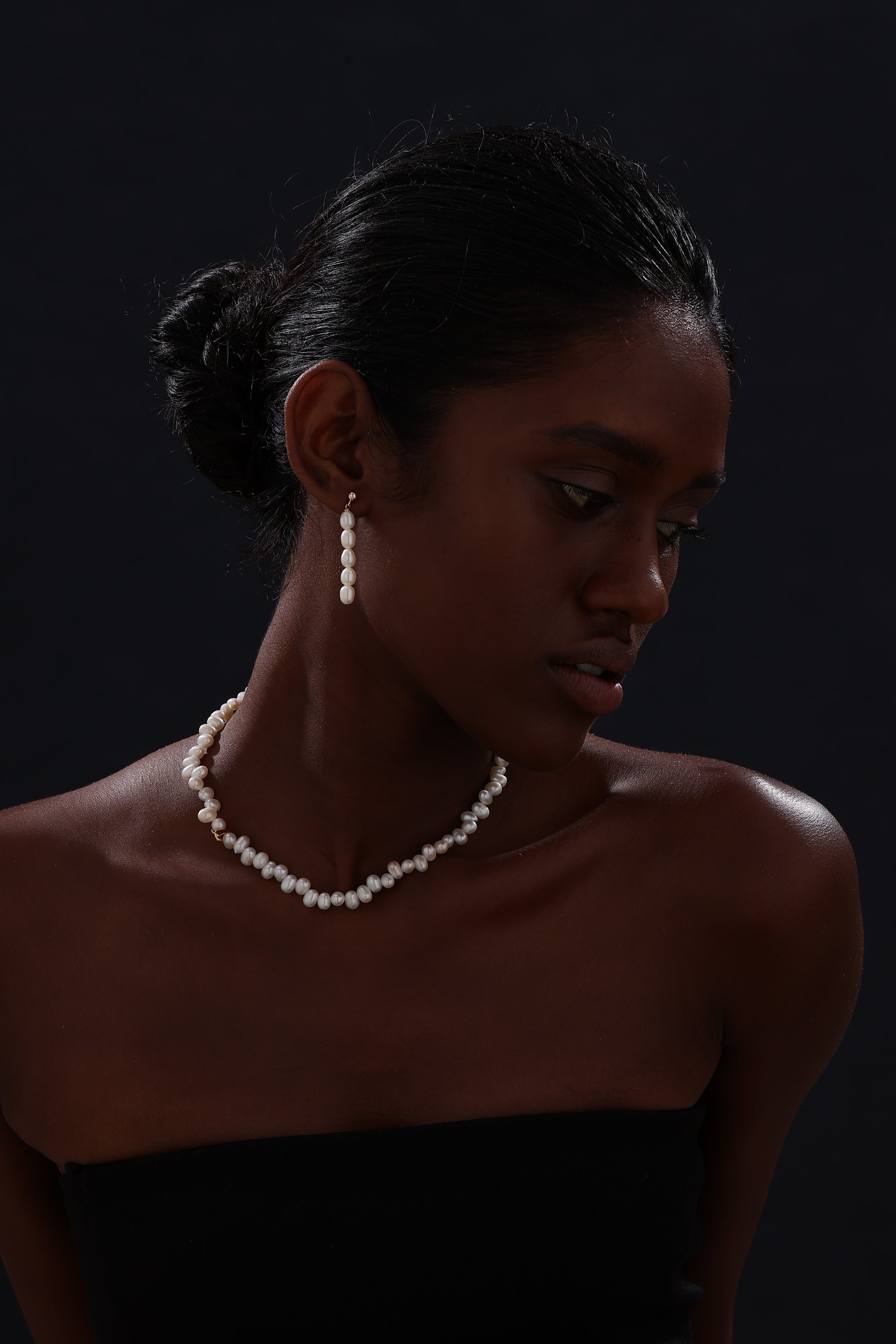 Freshwater Pearl Drop Earrings - Earrings - ONNNIII