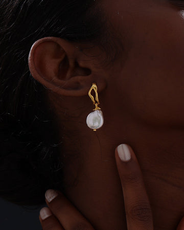 Keshi Pearl Drop Earrings - 22K Gold Vermeil - Default Title - Earrings - ONNNIII