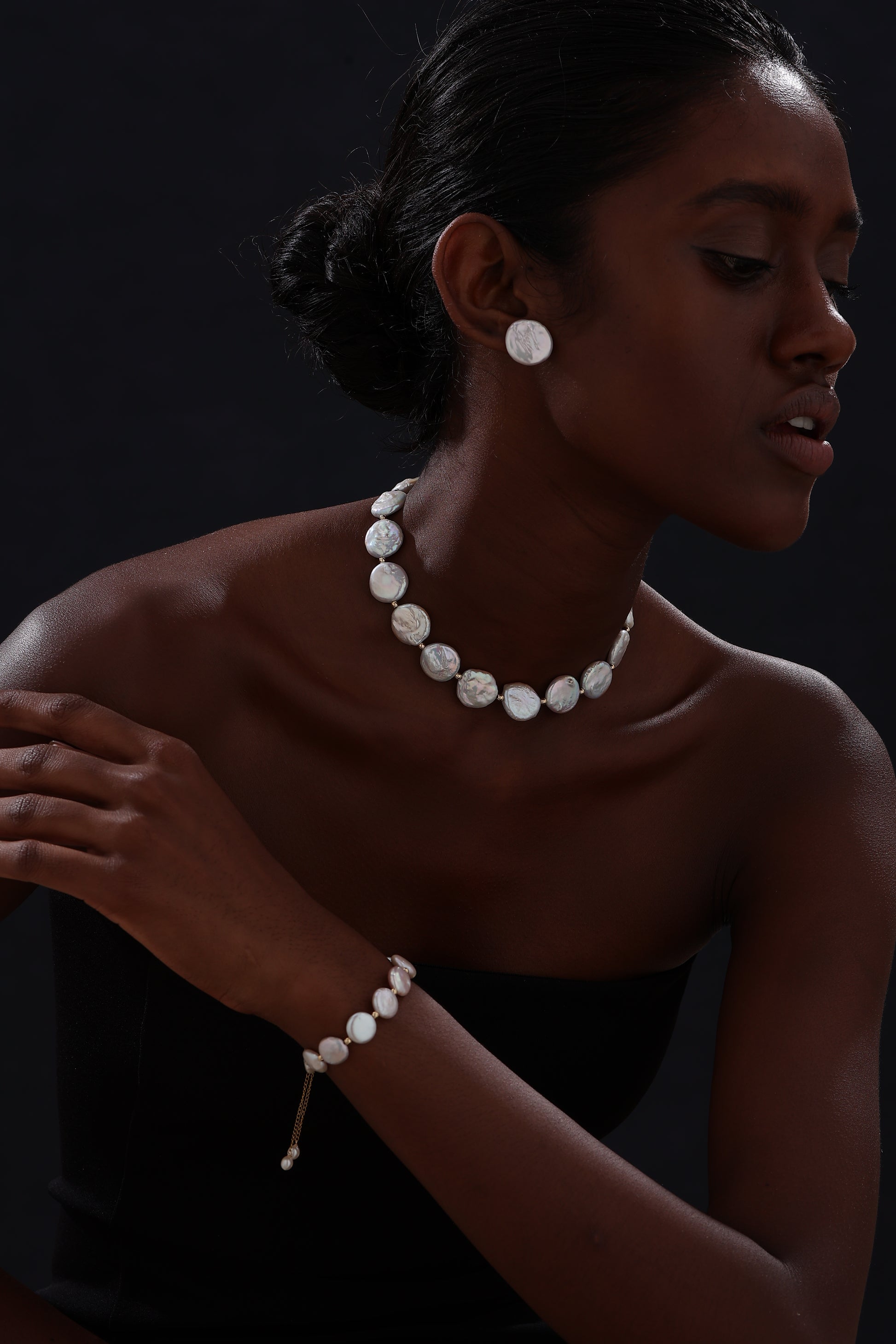 Baroque Pearl Stud Earrings - Earrings - ONNNIII