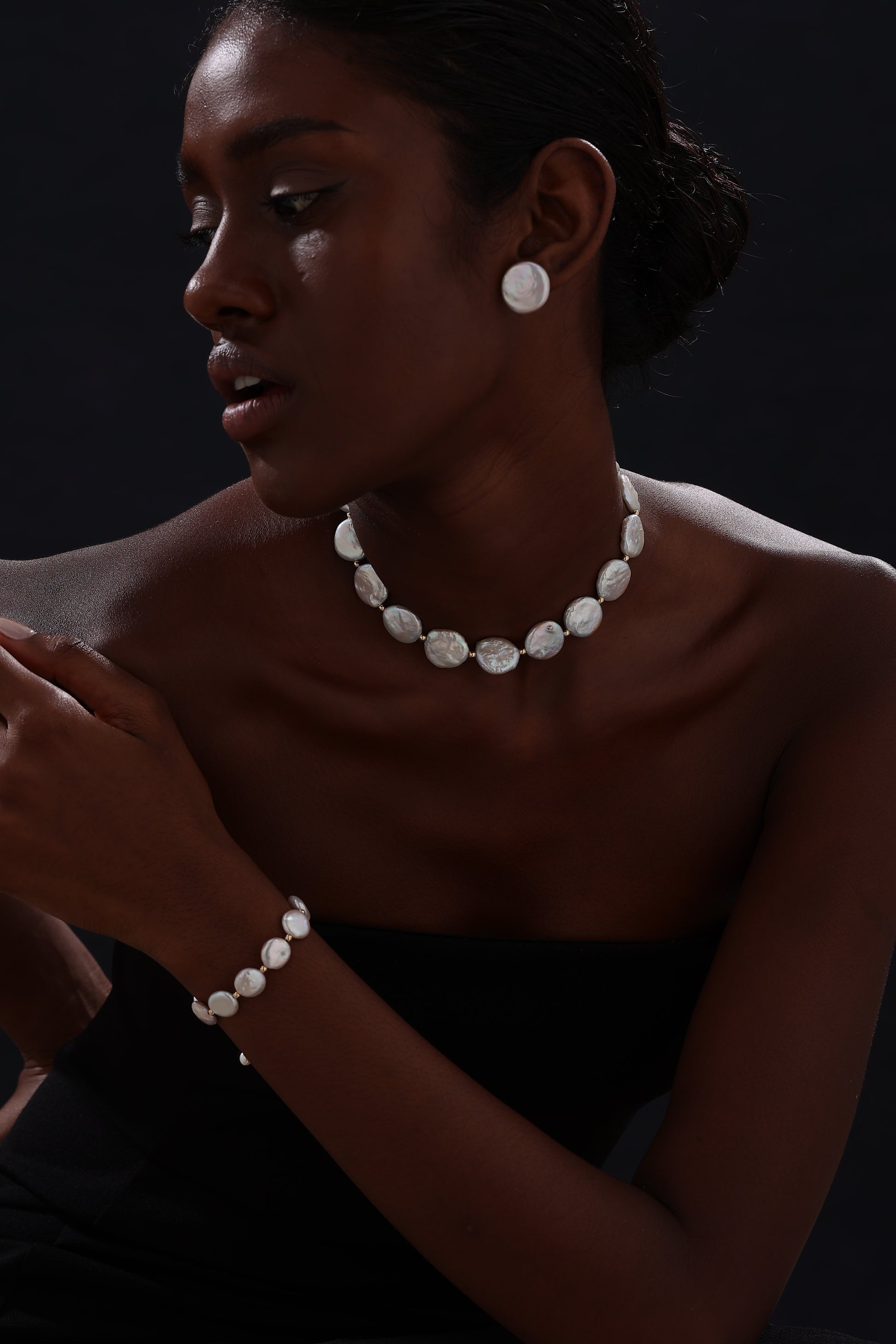 Baroque Pearl Stud Earrings - Earrings - ONNNIII